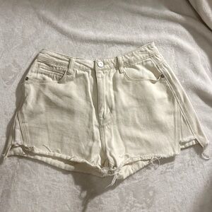 WHITE JEAN SHORTS